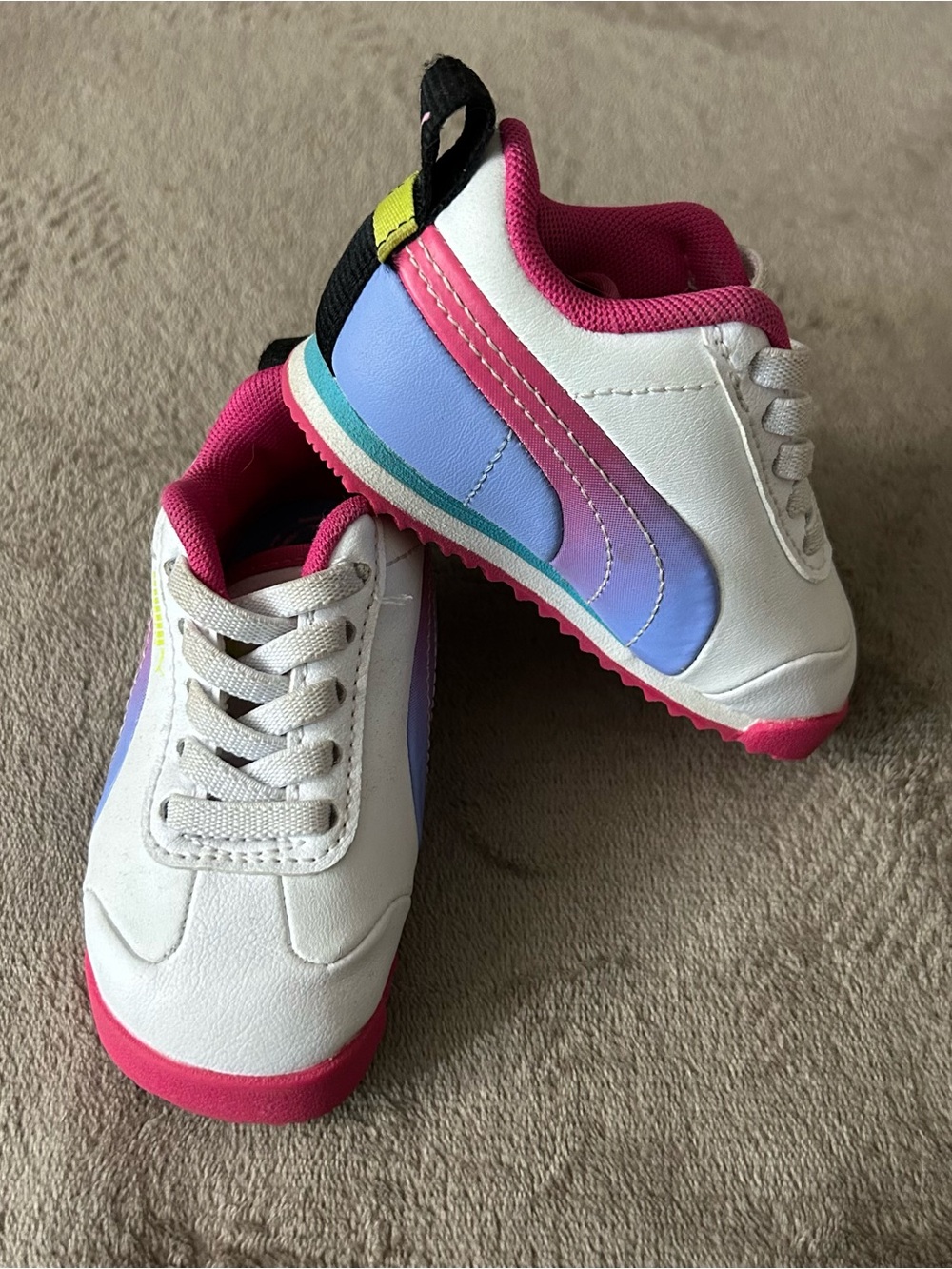 Puma Toddler Sneakers Size 4 C